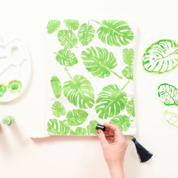 Design DIY White Gold Clutch Purse Kit by Fabfitfun Popsugar Designer Craft Kit - Picture 7 of 9